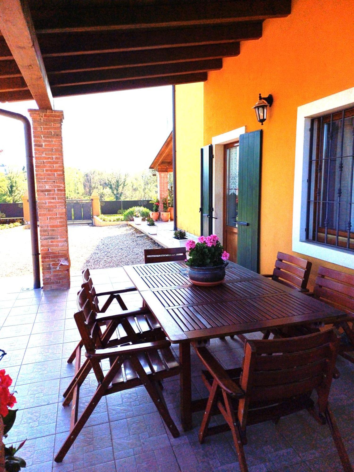 B&B Civico 61 Pastrengo Bagian luar foto